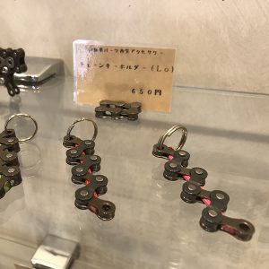 棚の上のジグザグ2