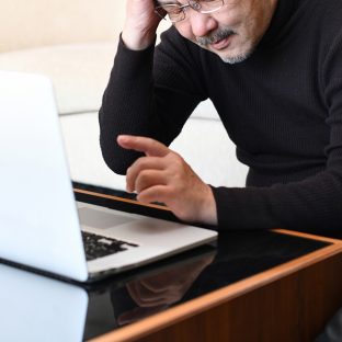 シリーズ左利き「2」パソコン、マウス、キーボード