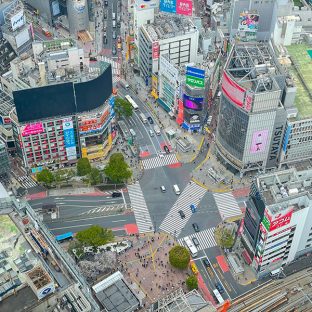 真の社会貢献とは何か：人口減少、明るい未来、私たちに出来る事