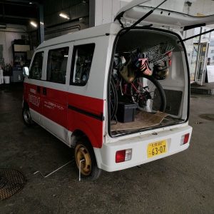 赤い羽根パンク