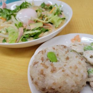 ピリ辛サラダうどん