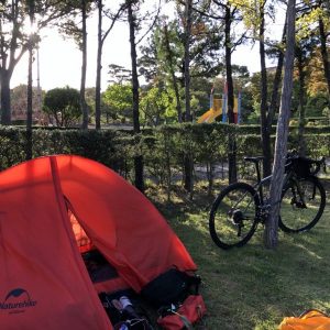 テントと自転車